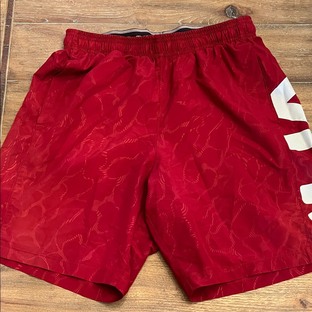 Under Armour Red Men's Athletic Shorts. Size M